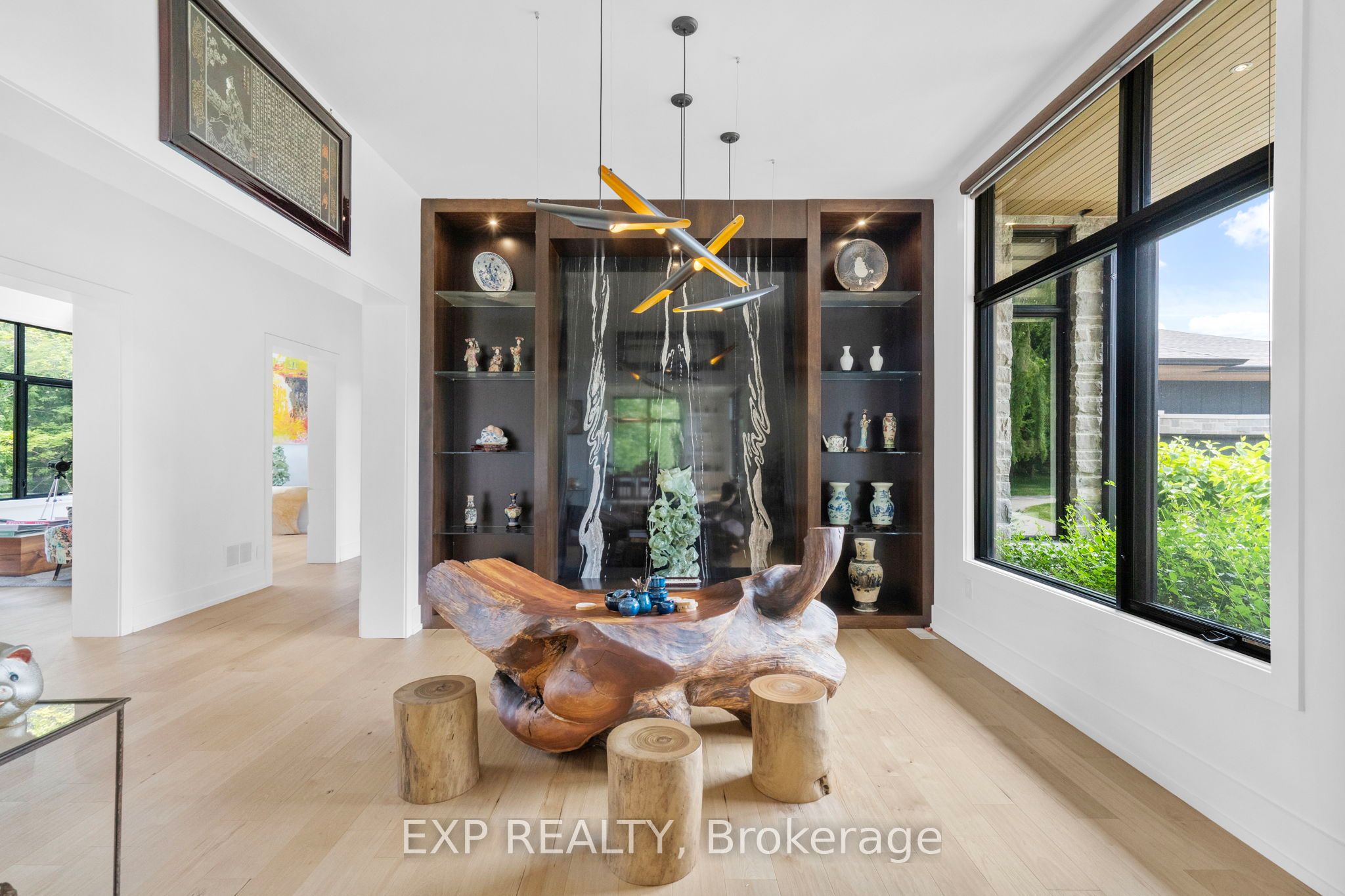 8 Cachet Parkway