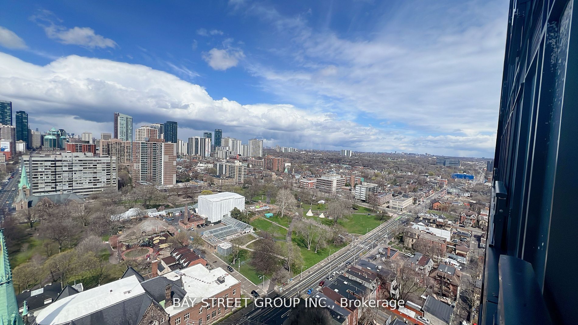 Photo 1 of 8 — 319 Jarvis Street 2608, Toronto, ON M5B 0C8