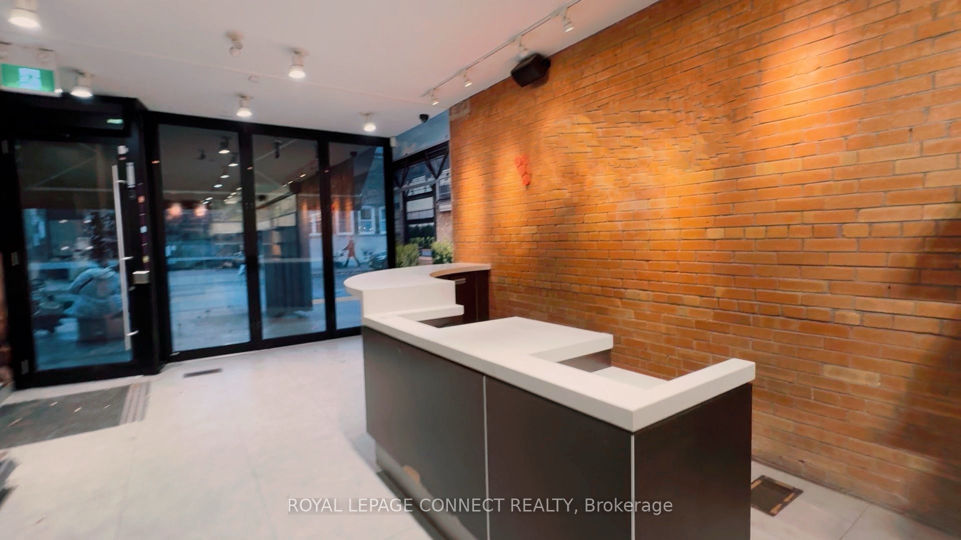 139 Roncesvalles Avenue