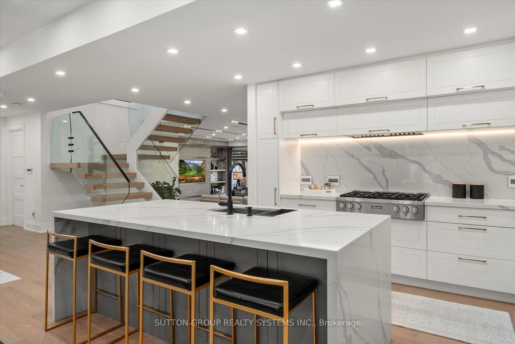 Photo of 146 Martin Grove Road, Toronto, ON M9B 4K9 (MLS # W13546310)