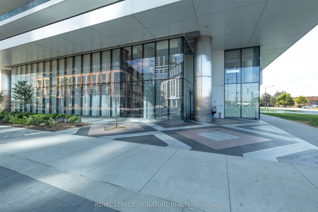 Photo of 950 Portage Parkway #1810, Vaughan, ON L4K 0J7 (MLS # N12450560)