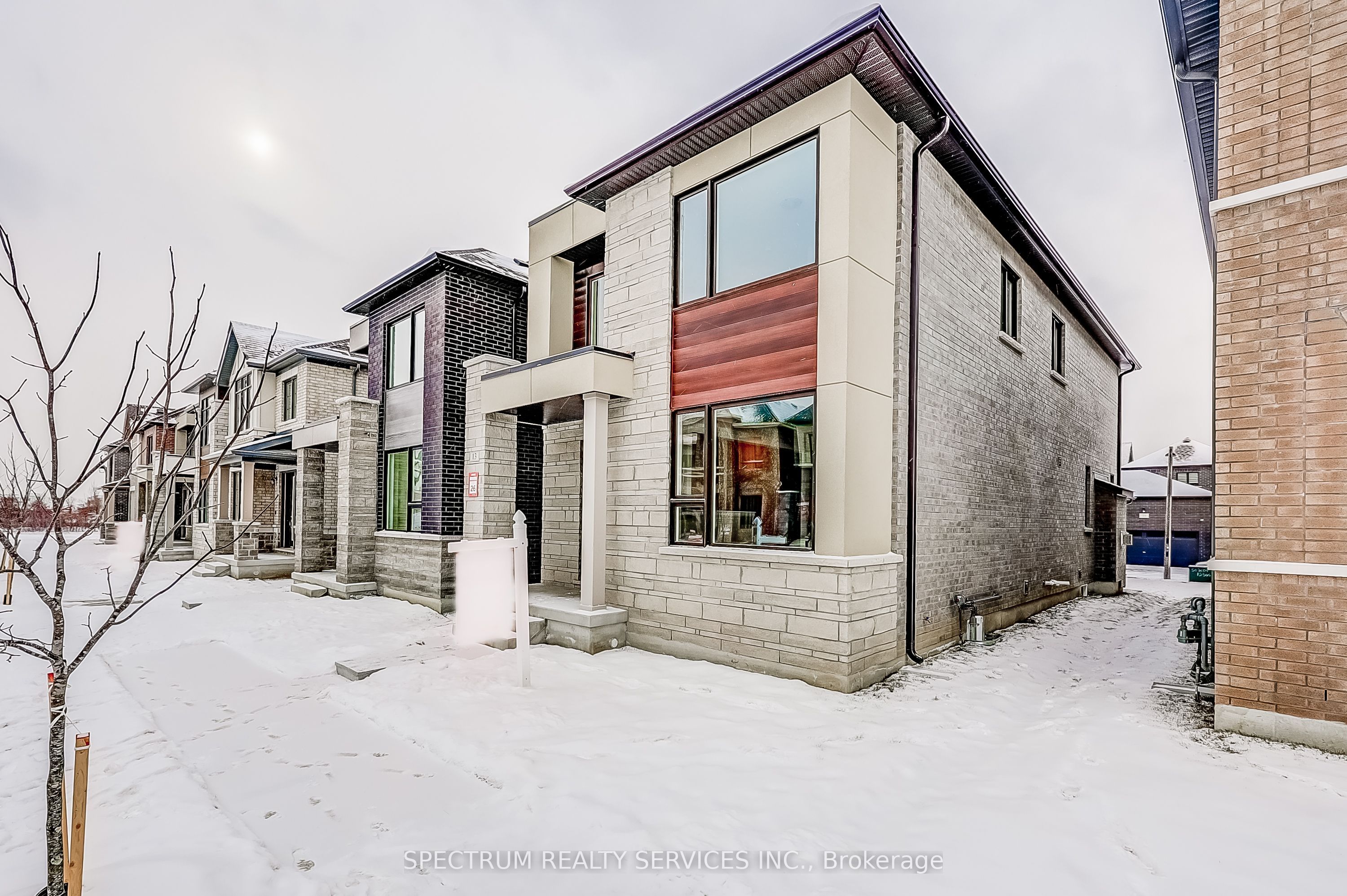 13 John Rolph Street