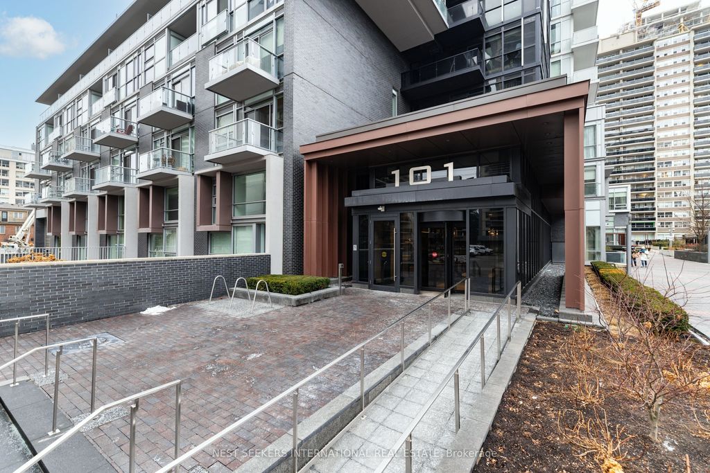 Photo of 101 Erskine Avenue #2802, Toronto, ON M4P 1Y5 (MLS # C12719708)