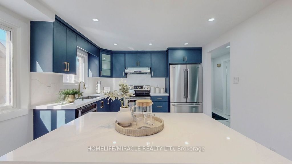 Photo of 71 Koch Drive, Guelph, ON N1G 4H5 (MLS # X12580576)