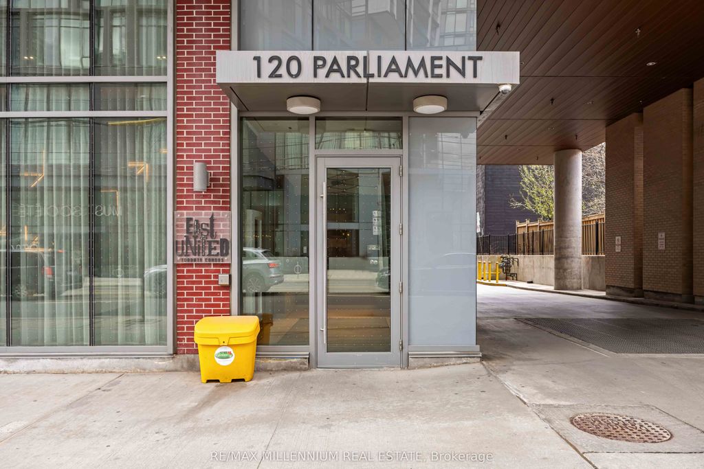 Photo of 120 Parliament Street #1312, Toronto, ON M5A 2Y8 (MLS # C13077566)