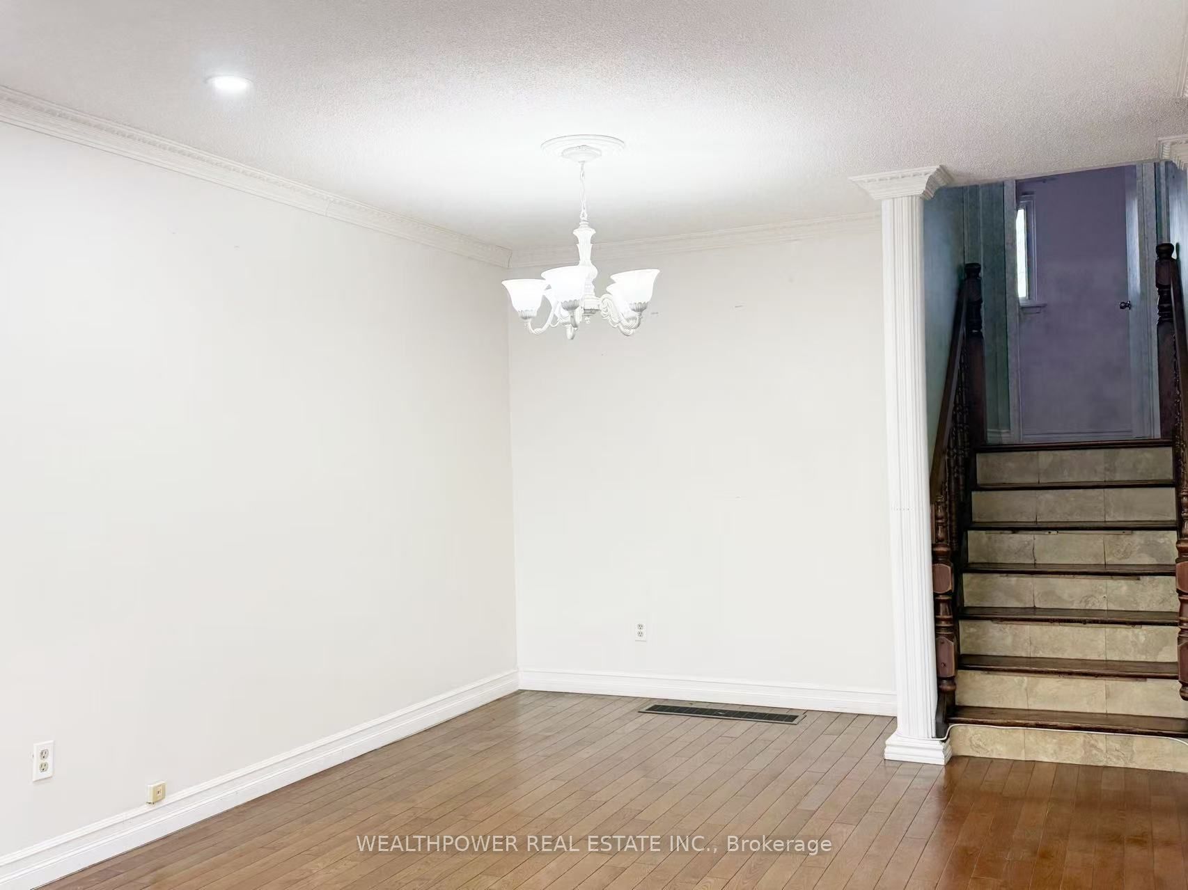 1028 Blairholm Avenue