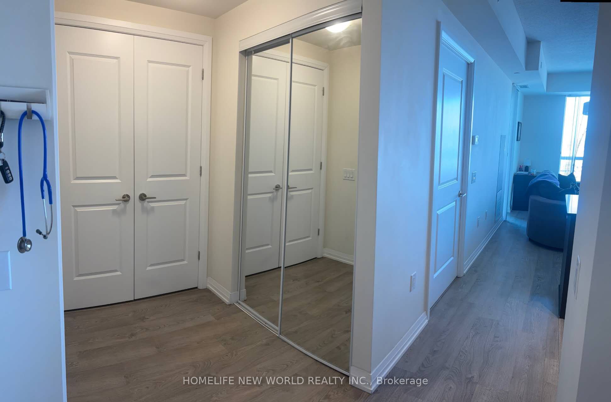 50 Thomas Riley Road N 1806