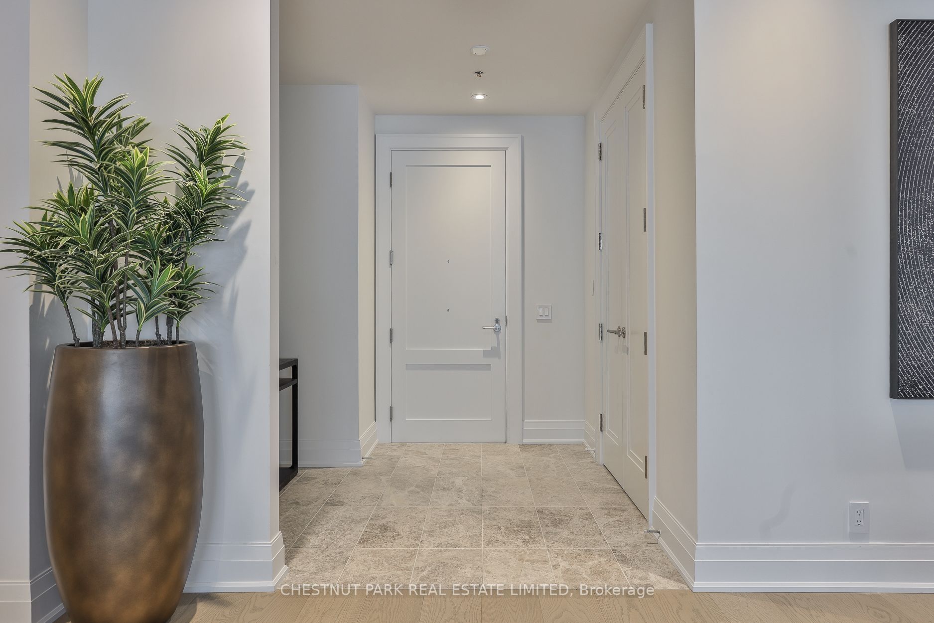 10 Prince Arthur Avenue 301