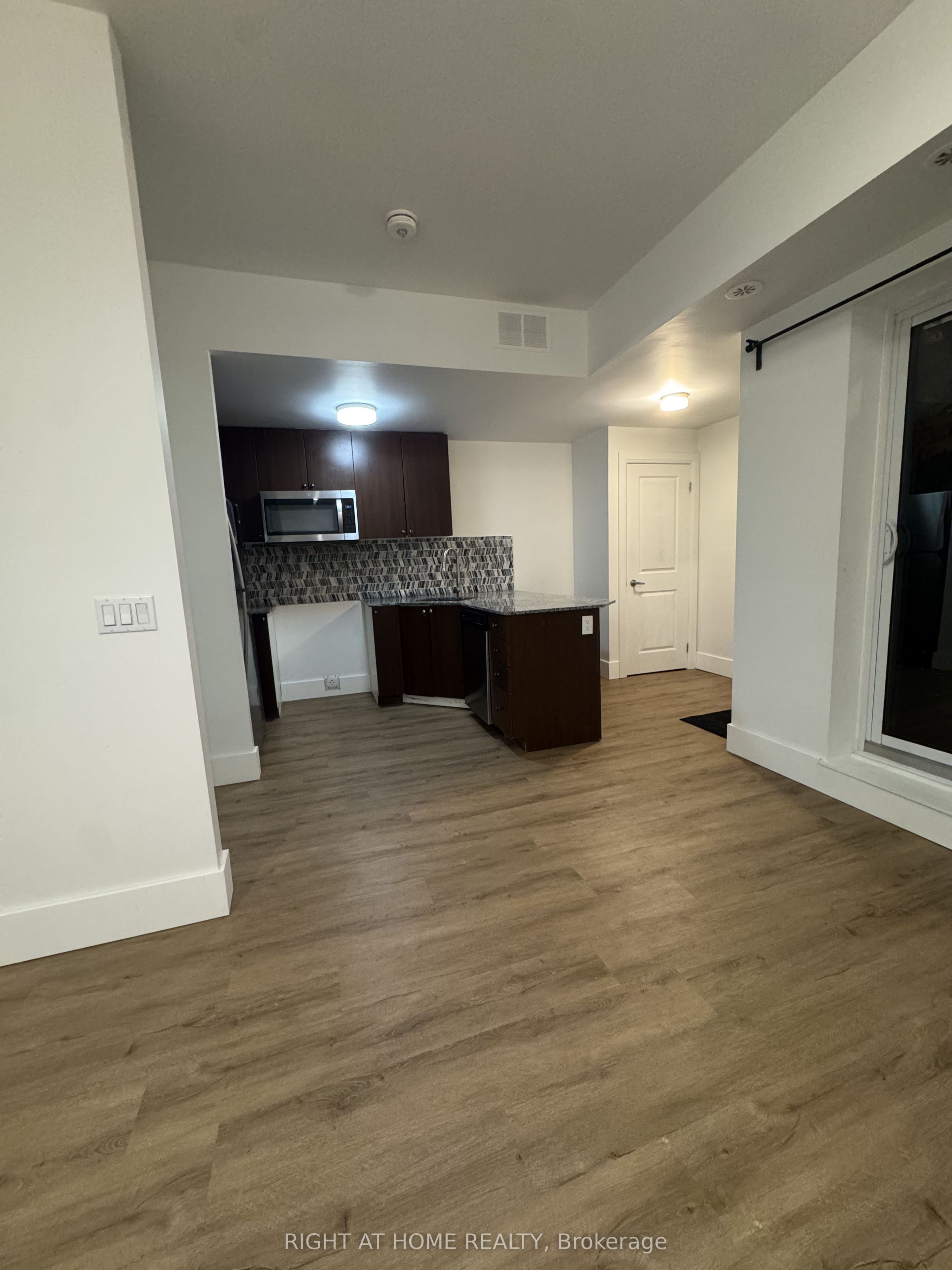 5289 Hwy 7 Street E 701