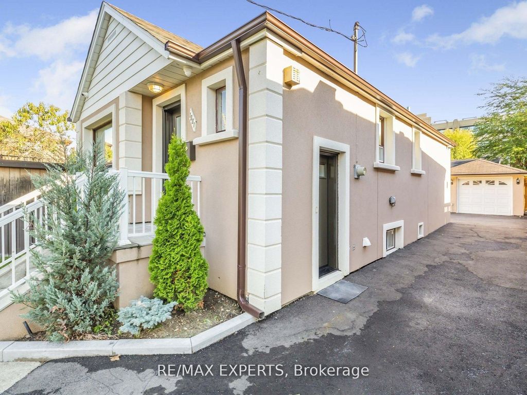 Photo of 1001 Castlefield Avenue, Toronto, ON M6B 1E4 (MLS # W12534886)