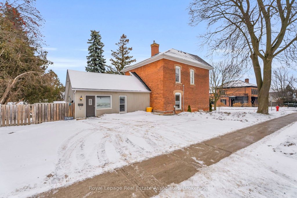 Photo of 1 Third Avenue, Orangeville, ON L9W 1G8 (MLS # W12719938)