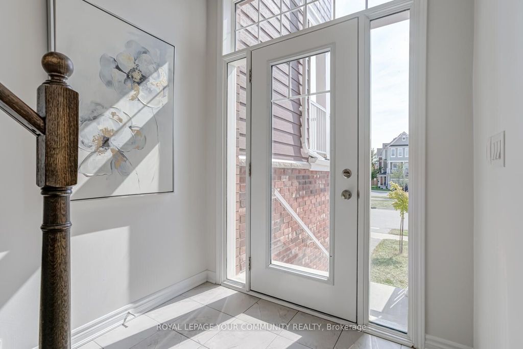 Photo of 25 Shelburne Avenue, Wasaga Beach, ON L9Z 2X2 (MLS # S12617350)