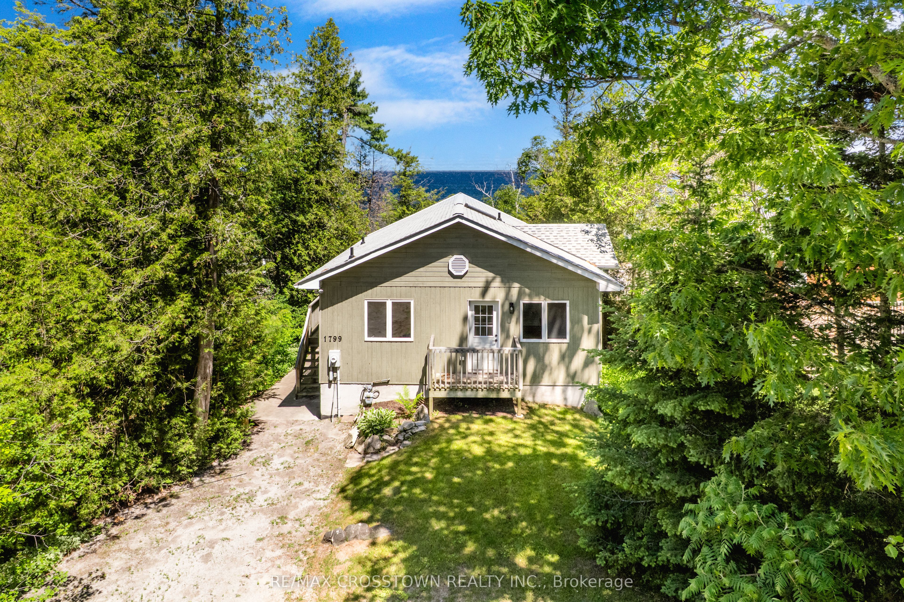 1799 Champlain Road