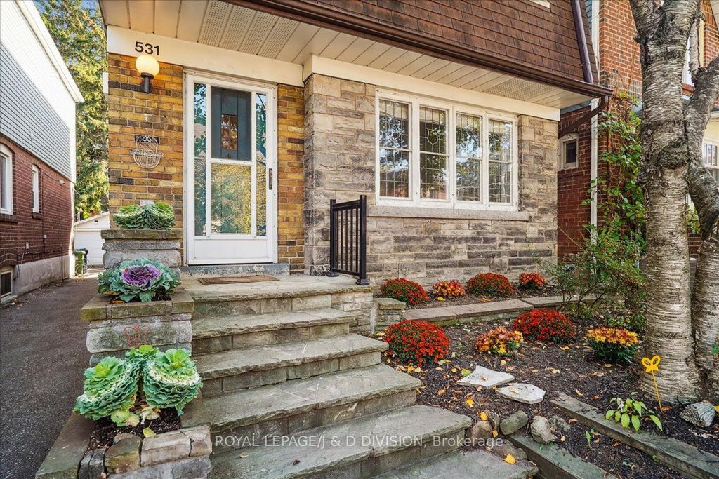 Photo of 531 Soudan Avenue, Toronto, ON M4S 1X1 (MLS # C12438481)