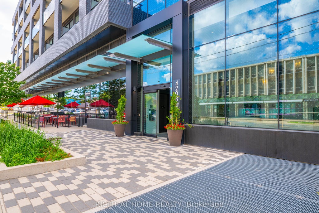 Photo of 4208 Dundas Street W #414, Toronto, ON M8X 1Y6 (MLS # W13805006)