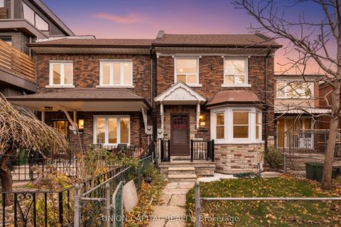 69 DENISON Avenue Toronto ON M5T 2M7