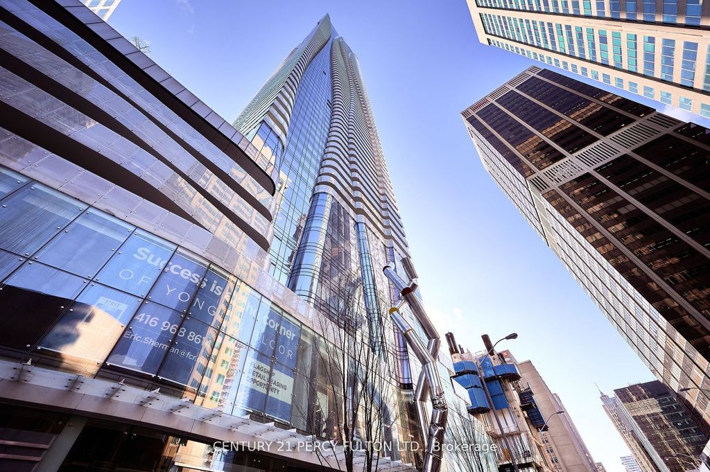 Photo of 1 Bloor Street E #313, Toronto, ON M4W 0A8 (MLS # C13011210)