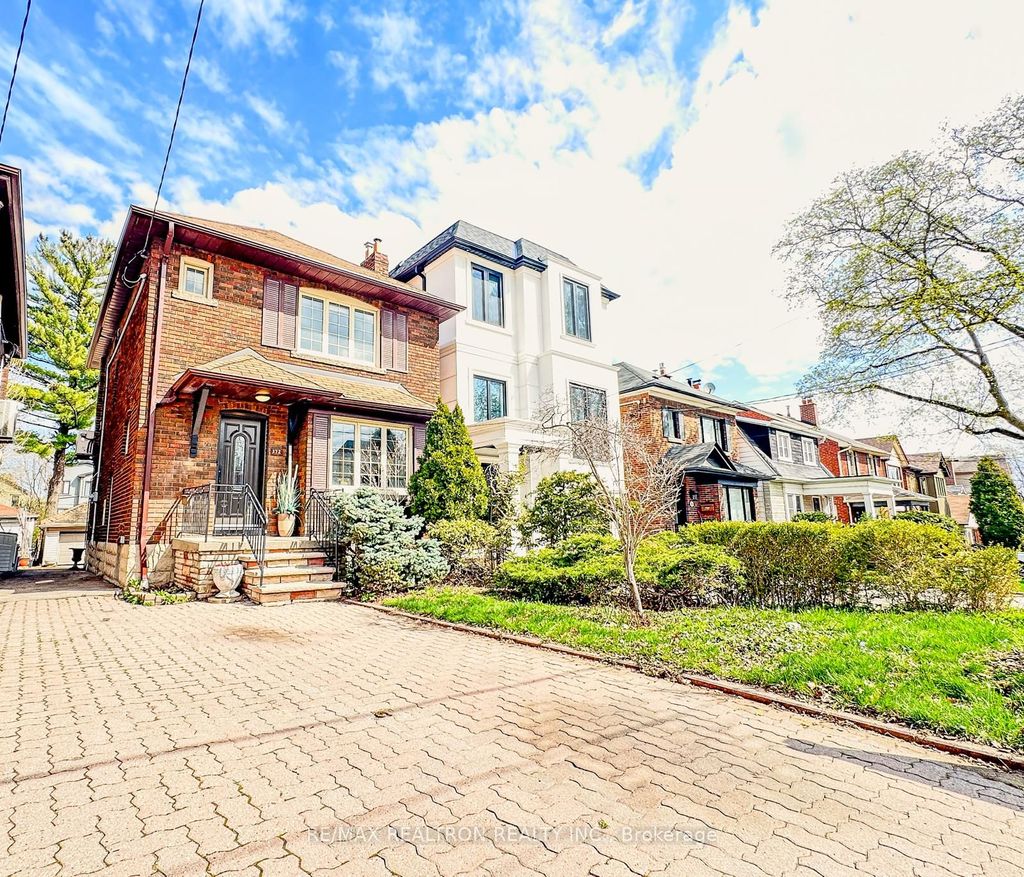 Photo of 372 St Germain Avenue, Toronto, ON M5M 1W5 (MLS # C13054816)