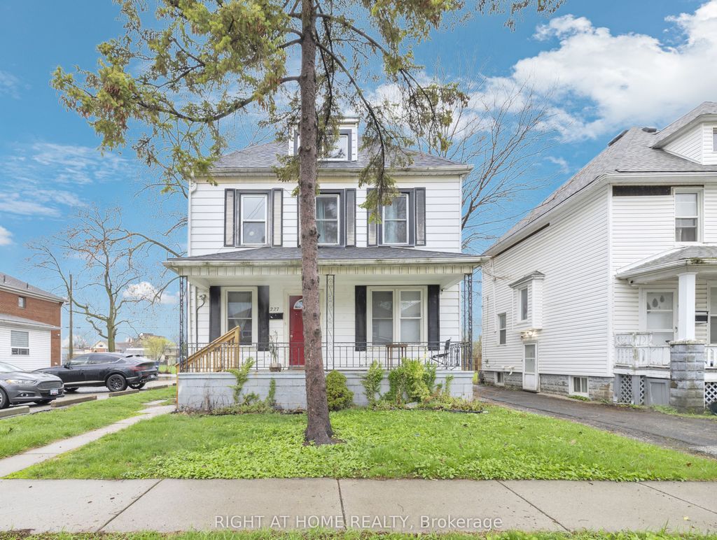 Photo of 227 Bridge Avenue, Windsor, ON N9B 2M1 (MLS # X13113606)