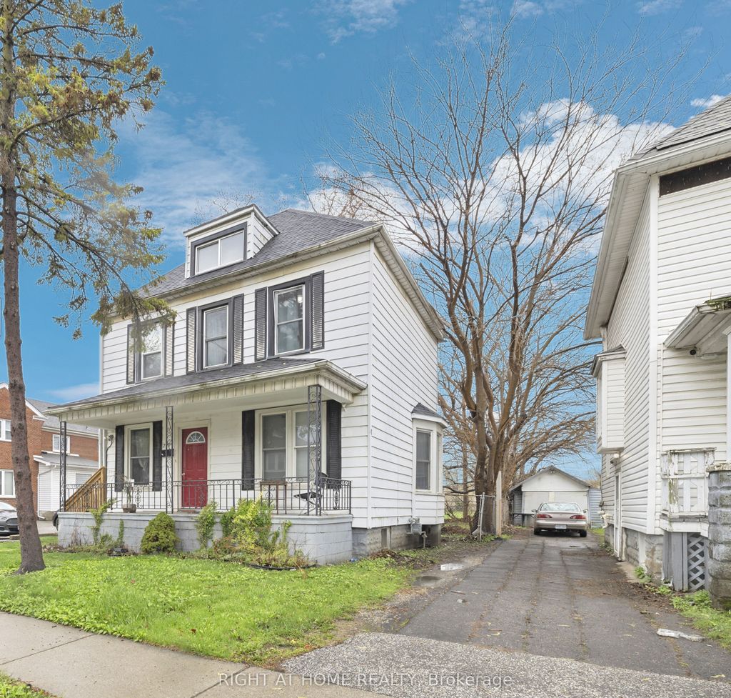 Photo of 227 Bridge Avenue, Windsor, ON N9B 2M1 (MLS # X13113606)