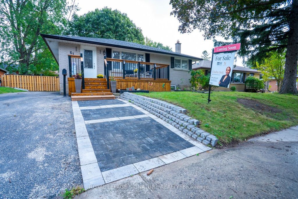 Photo of 61 Broadmoor Avenue, Kitchener, ON N2C 1Y6 (MLS # X12457762)