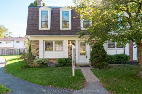 2252 Upper Middle Road 6 Burlington ON L7P 2Z9