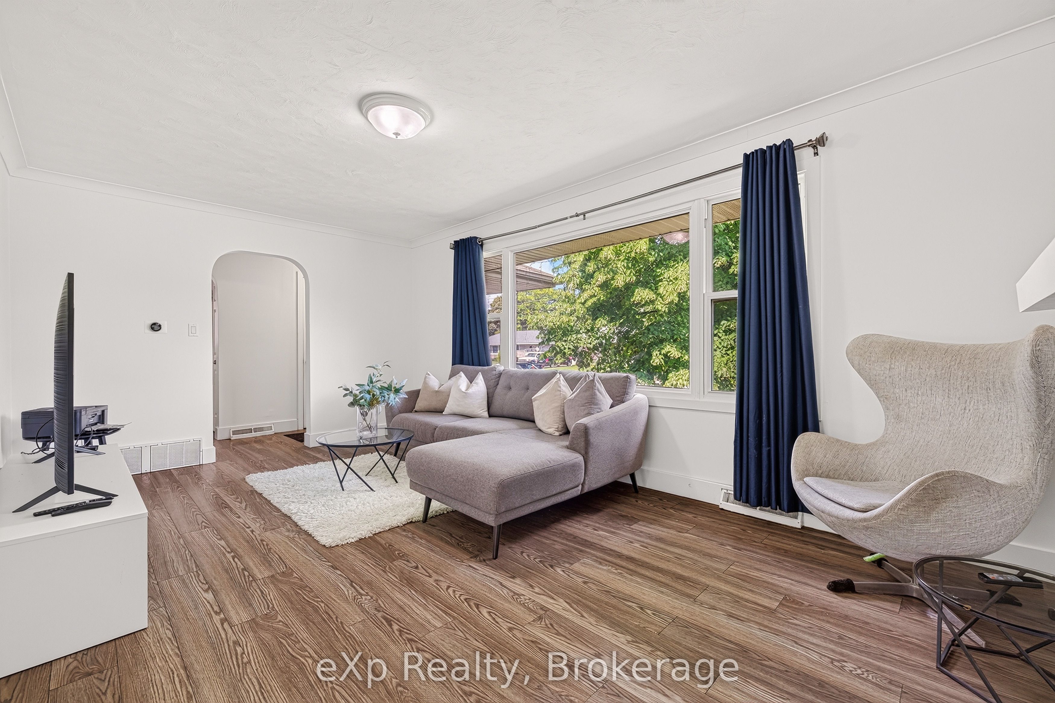 18 Willowdale Street