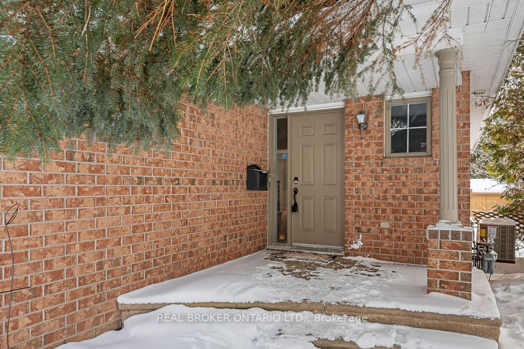 Photo of 2 Sherring Crescent, Kanata, ON K2K 2T2 (MLS # X12751112)