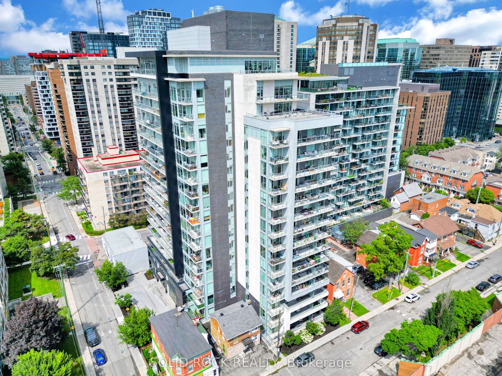Photo of 255 Bay Street #309, Ottawa Centre, ON K1R 0C5 (MLS # X13711084)