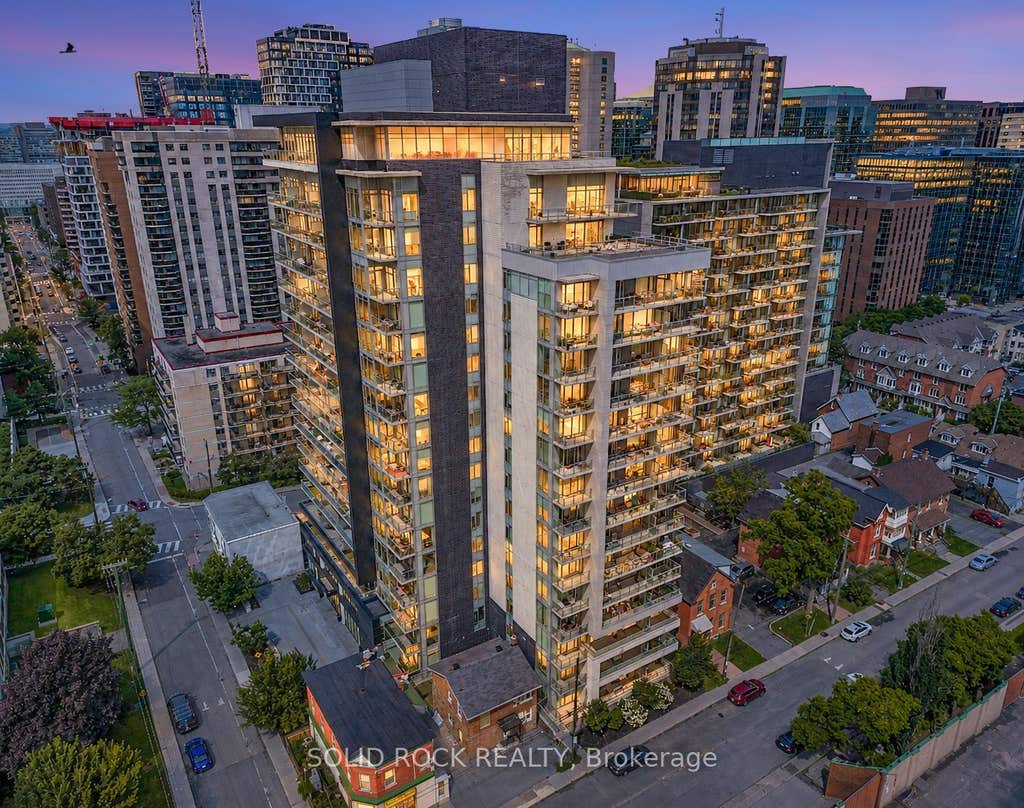 Photo of 255 Bay Street #309, Ottawa Centre, ON K1R 0C5 (MLS # X13711084)