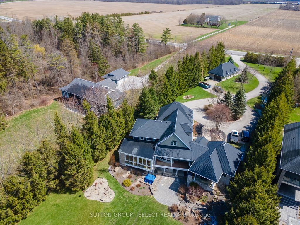 Photo of 4544 Lakeshore Road, Plympton-Wyoming, ON N0N 1J6 (MLS # X13111150)