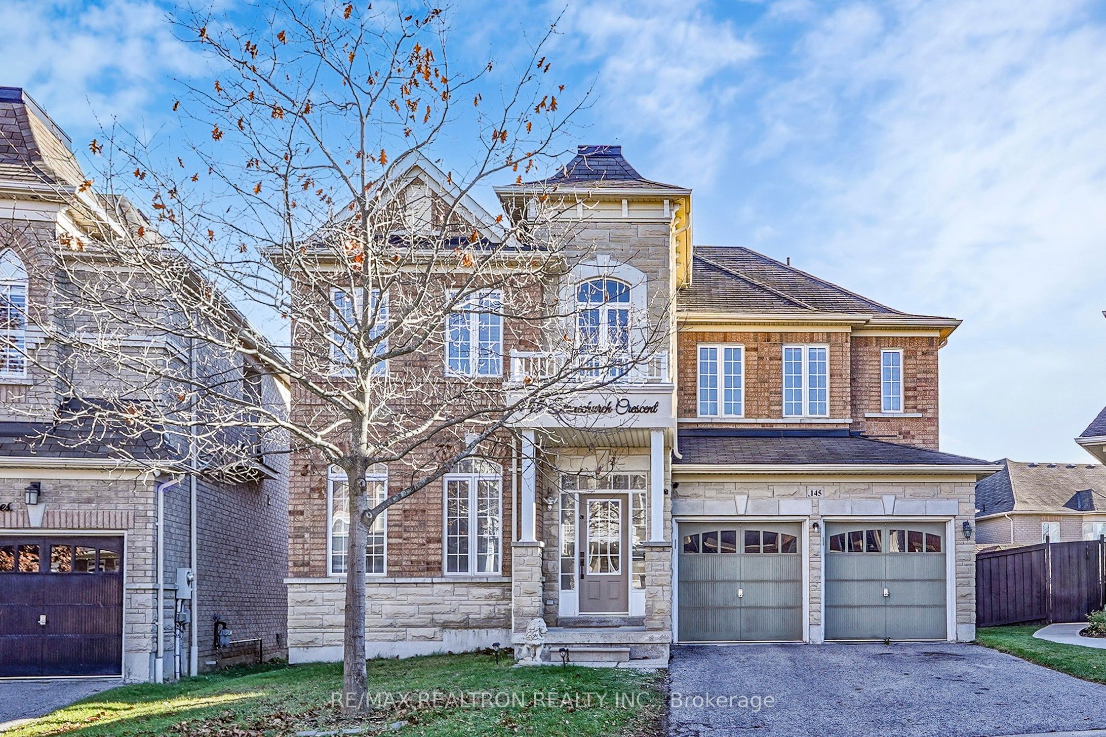 145 Stonechurch Crescent