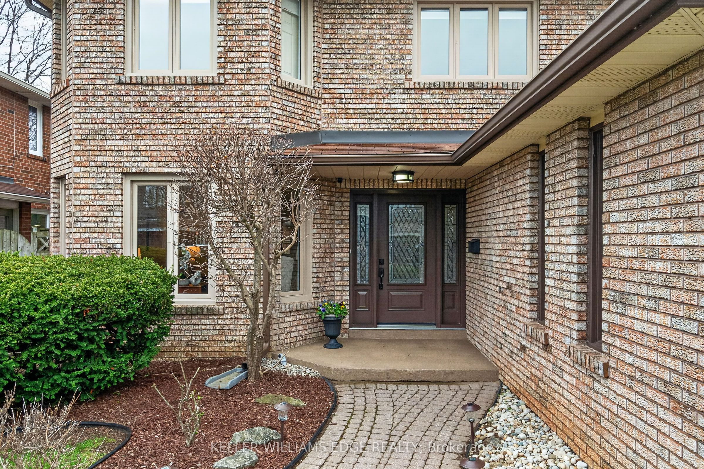 520 Woodview Road