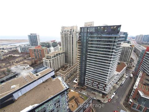 38 Iannuzzi Street 813 Toronto ON M5V 0S2