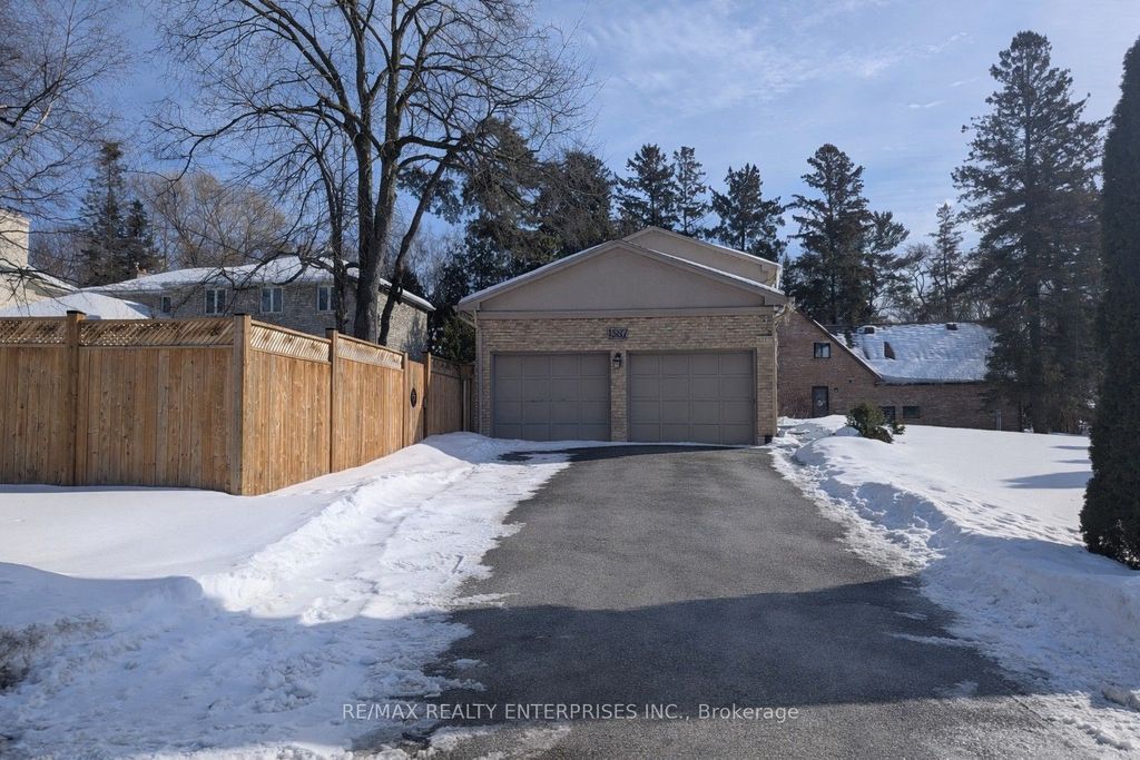Photo of 1587 Stavebank Road, Mississauga, ON L5G 2V6 (MLS # W12790014)