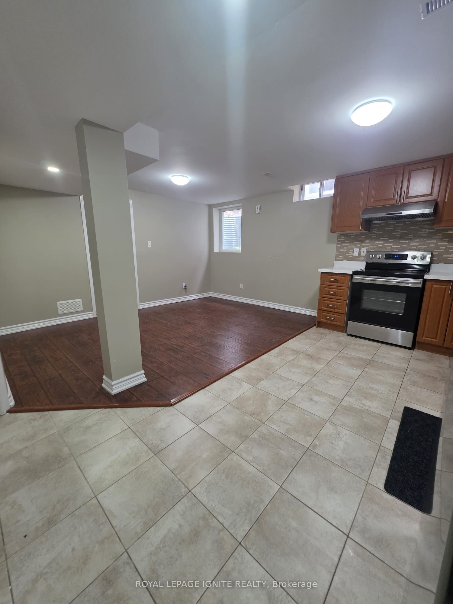 66 Ashmore Crescent Bsmt