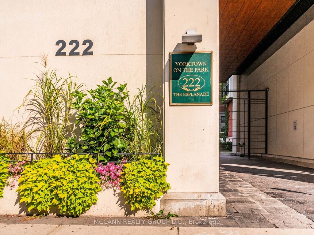 Photo of 222 The Esplanade N/A #904, Toronto, ON M5A 4M8 (MLS # C12415002)