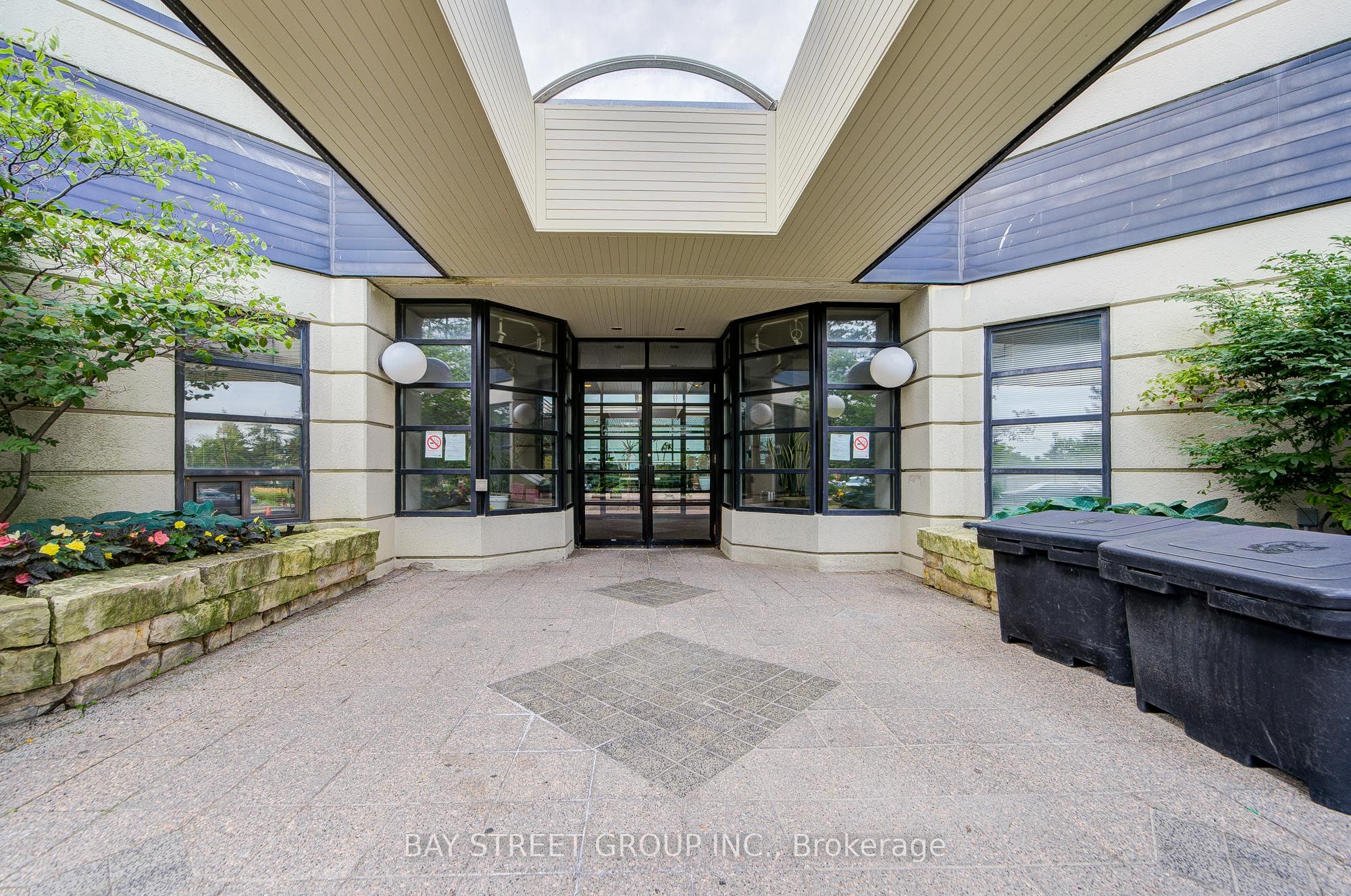160 alton towers Circle 1607