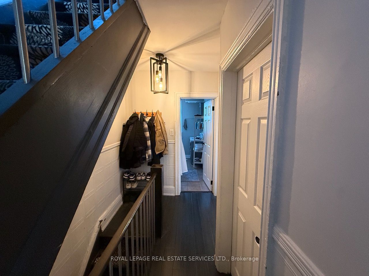 263 Grace Street 2nd Floor