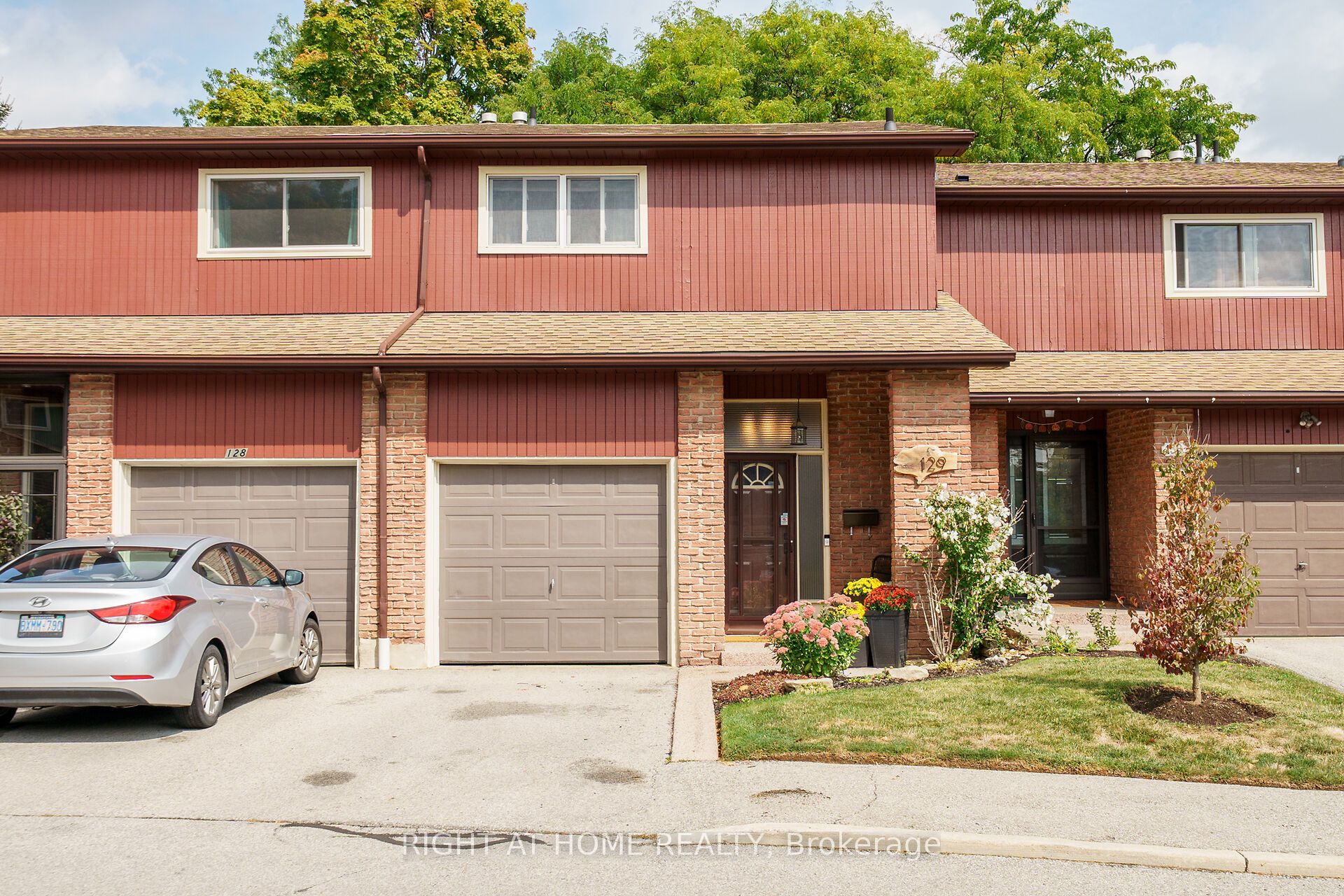 2301 Cavendish Drive 129
