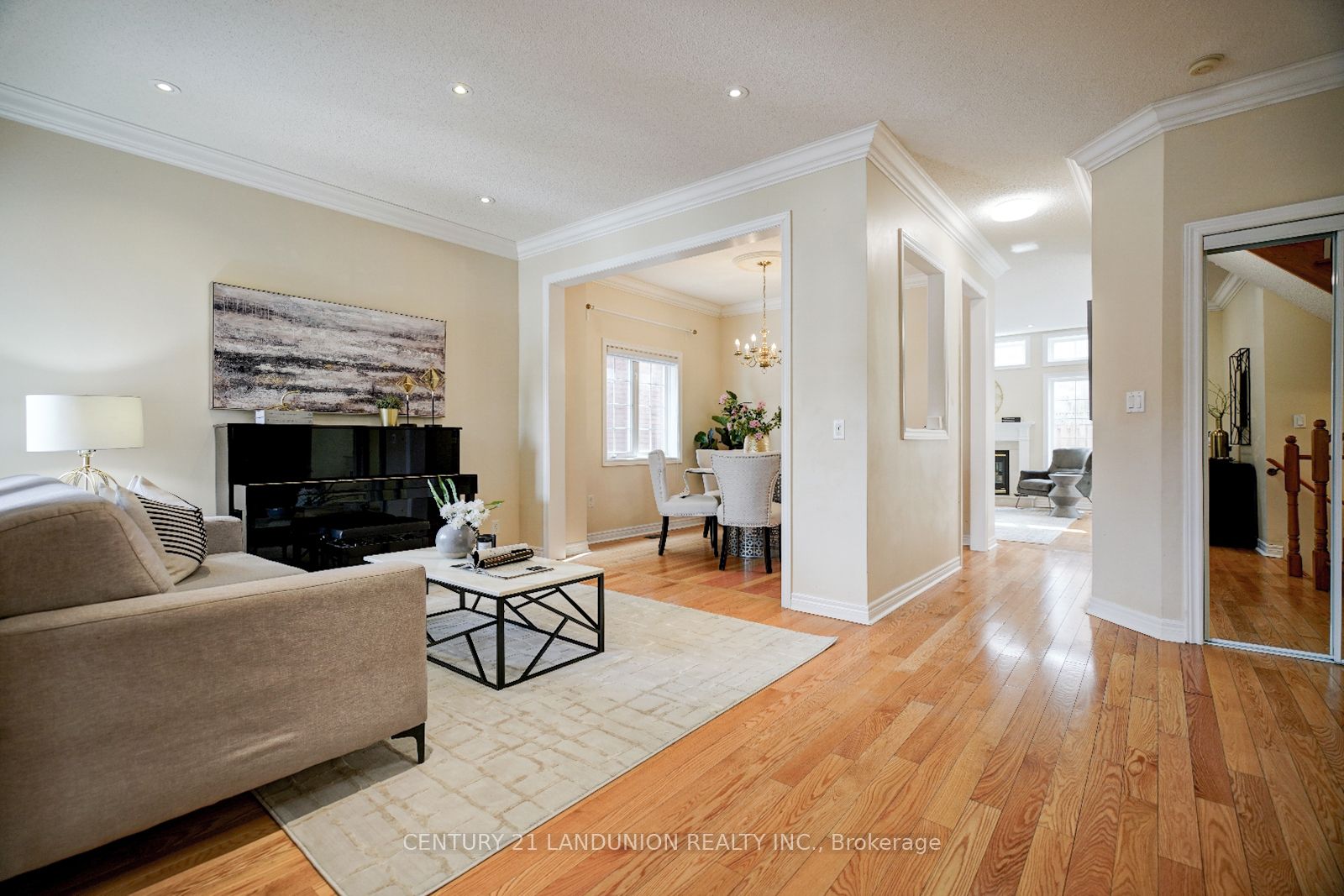 17 Monaco Crescent