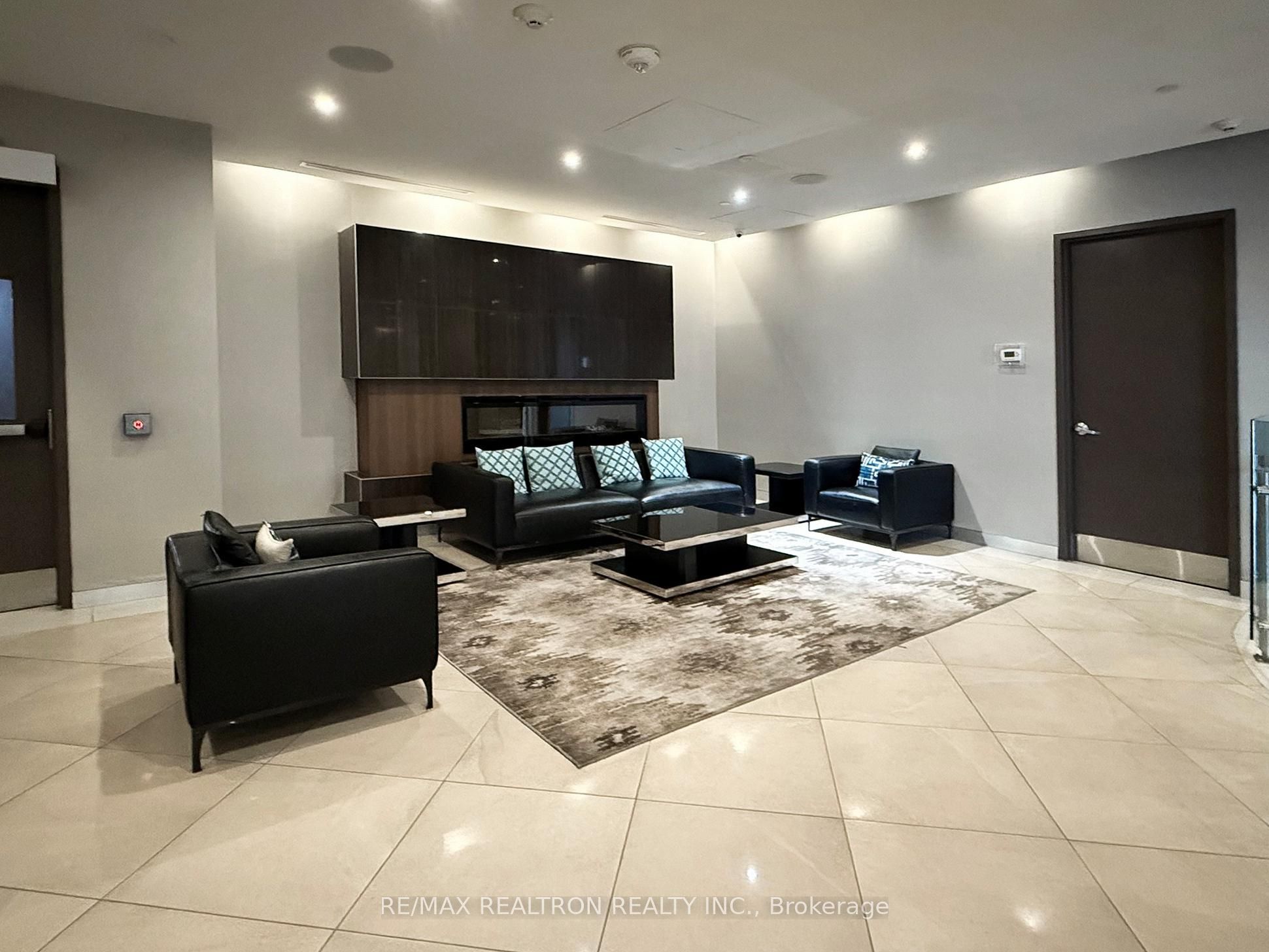 8323 Kennedy Road 522