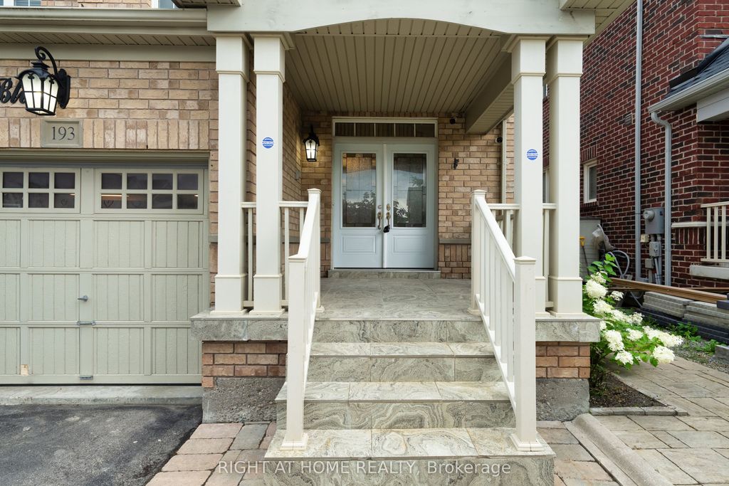 Photo of 193 Blue Dasher Boulevard, Bradford West Gwillimbury, ON L3Z 0H3 (MLS # N12750900)