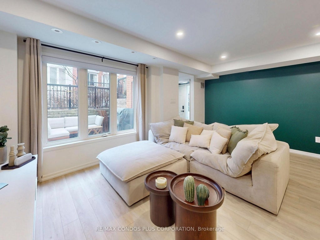 Photo of 29 Florence Wyle Lane, Toronto, ON M4M 3E7 (MLS # E13758214)