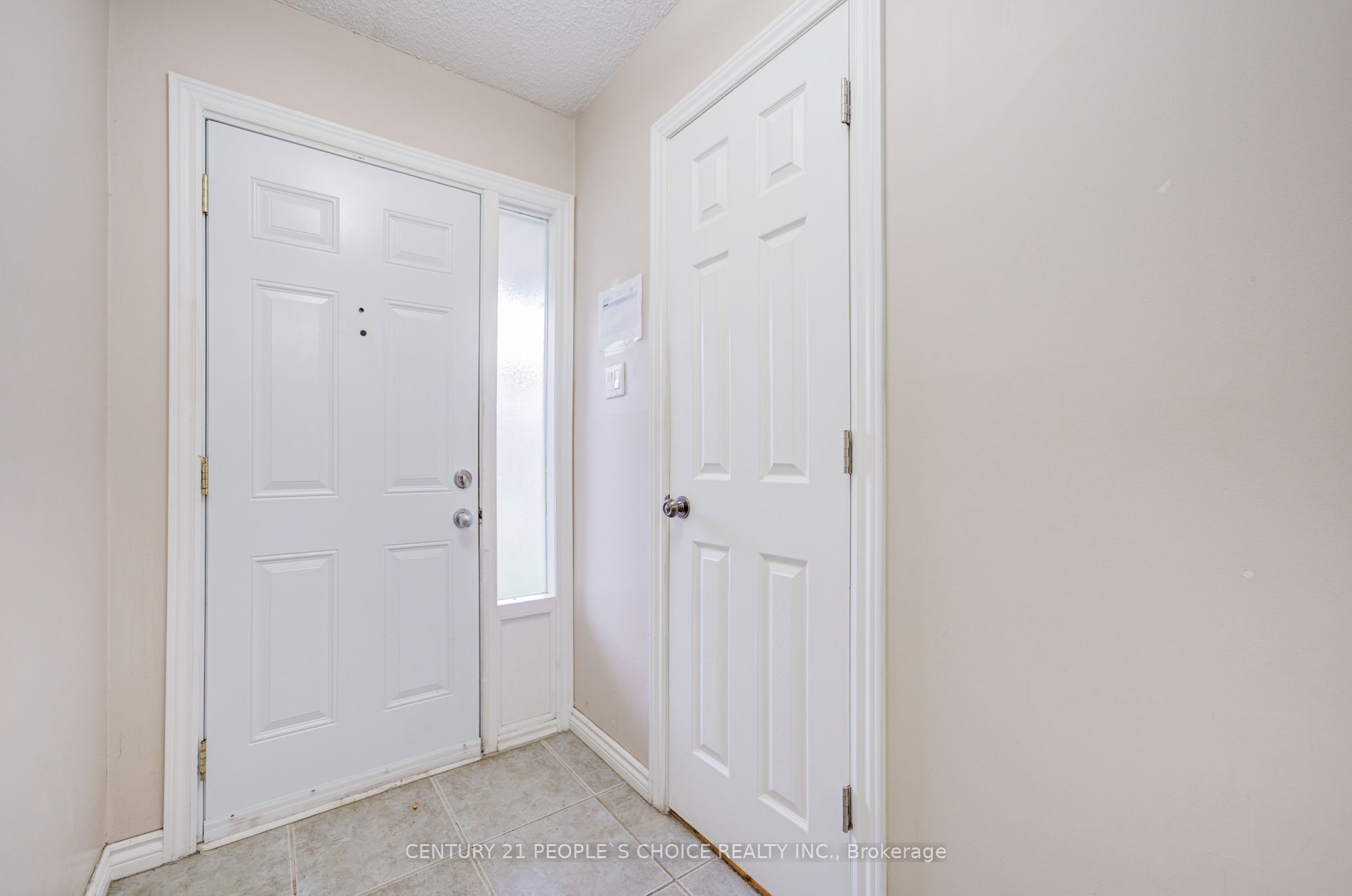 3025 Cedarglen Gate W 48