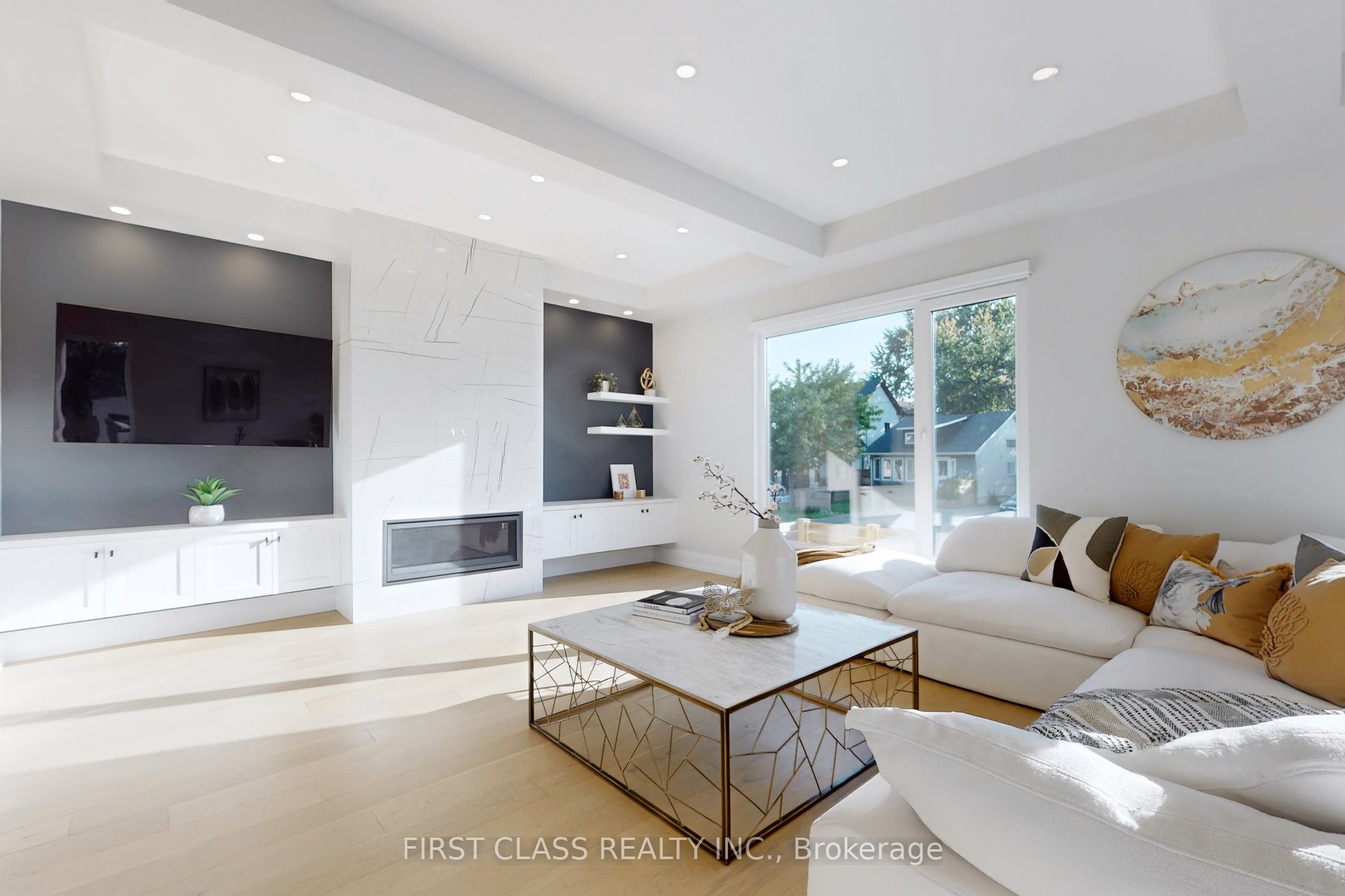 1047 Meredith Avenue