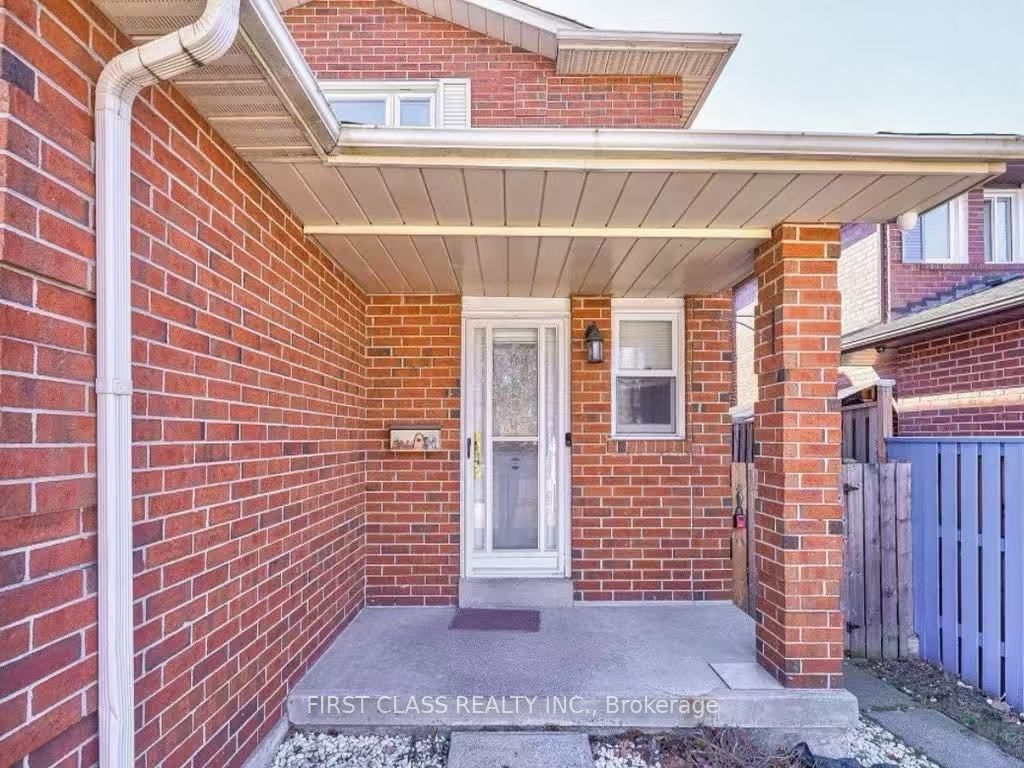 4230 Perivale Road Main&upper level