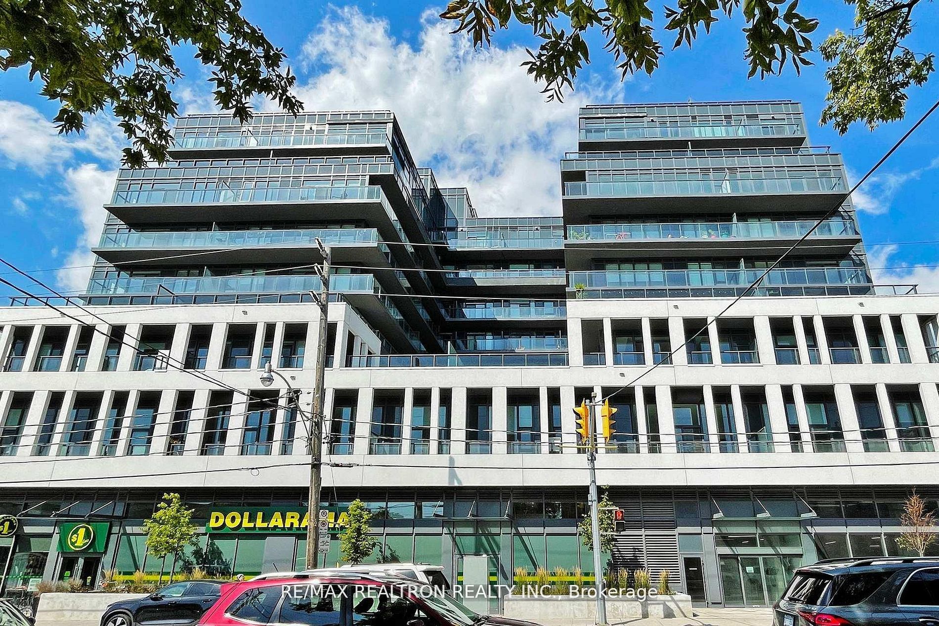 500 Dupont Street 301