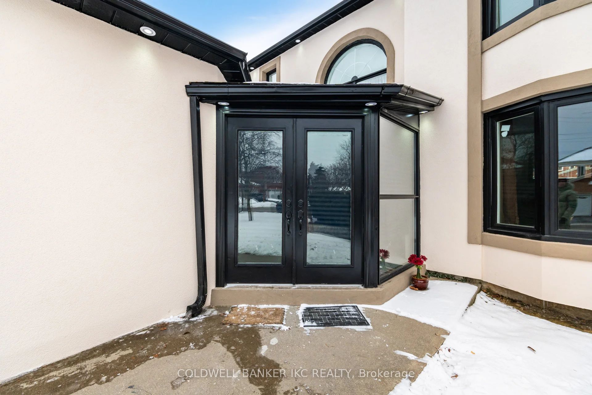 2599 Ambercroft Trail