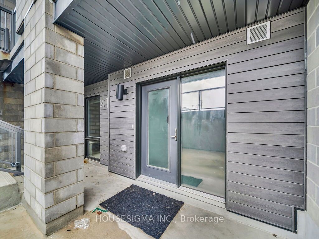 Photo of 142 Foamflower Place #C 41, Waterloo, ON N2V 0G9 (MLS # X13038848)